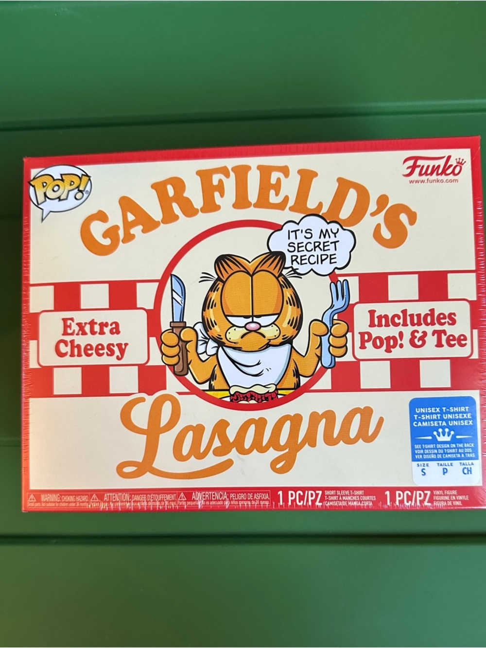 Funko Garfield Lasagna Pop! & Tee